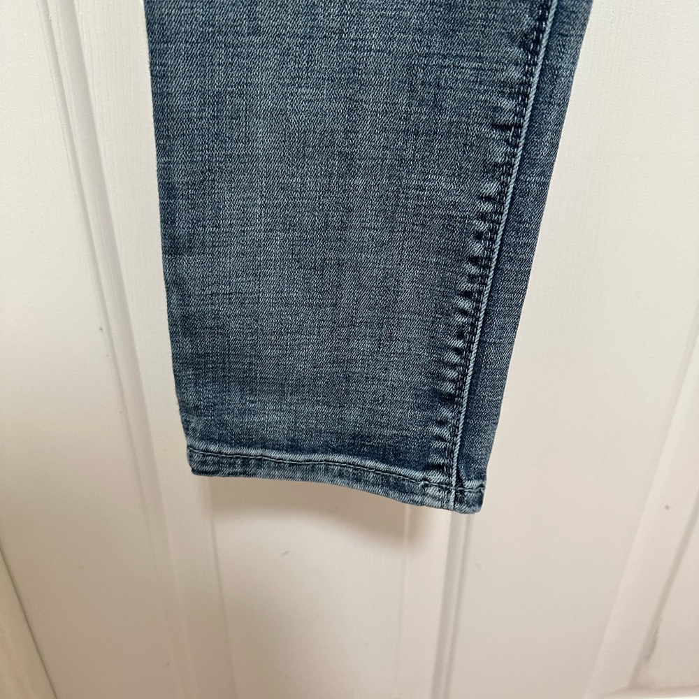 Laurie Felt Mid Blue Ankle‎ Crop Jeans women’s size 6P - Picture 2 of 7